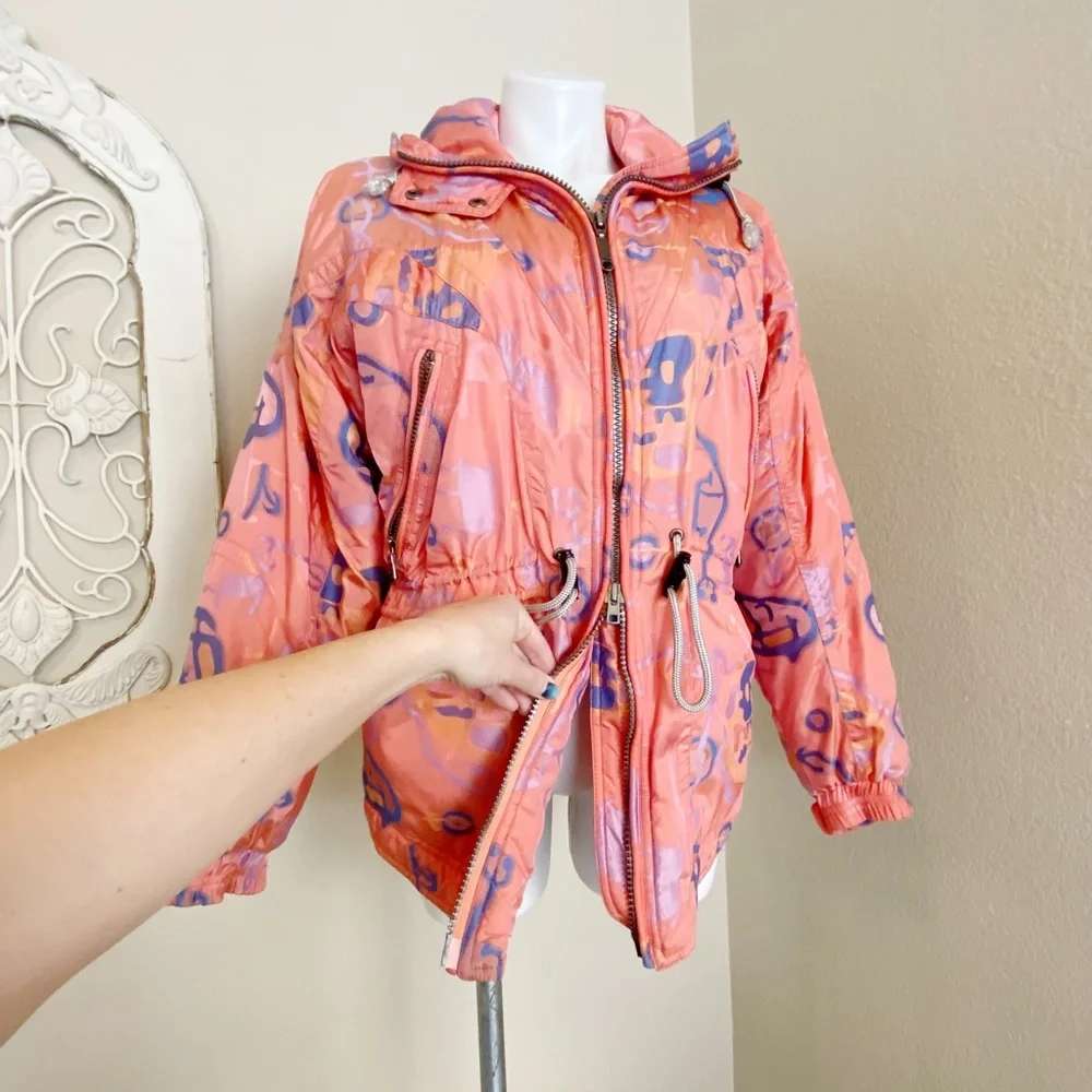Spyder | Womens Pink and Blue Vintage Print Ski Jacket | Size: 8 - Picture 8 of 13